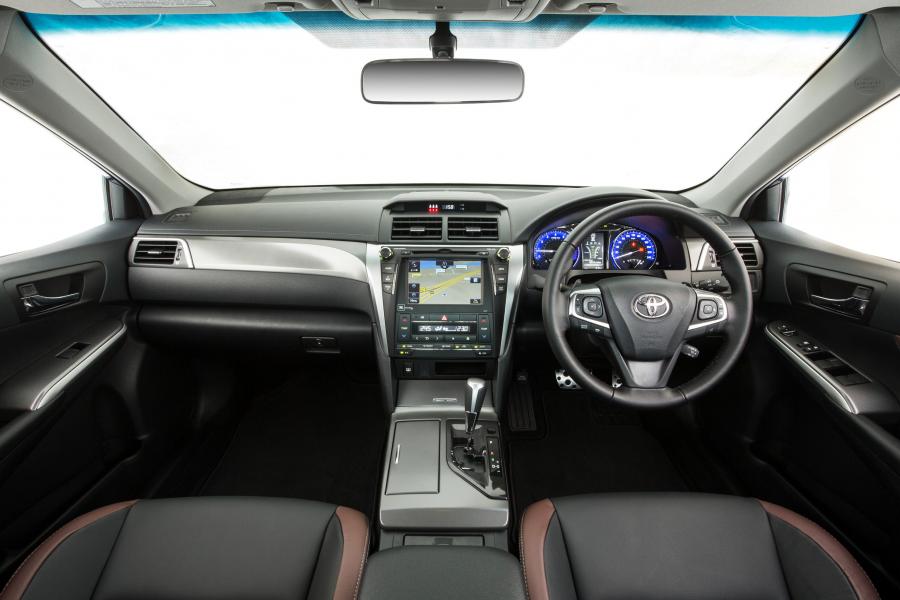  Toyota Aurion Sportivo 2015 года  (фото 9 из 11)